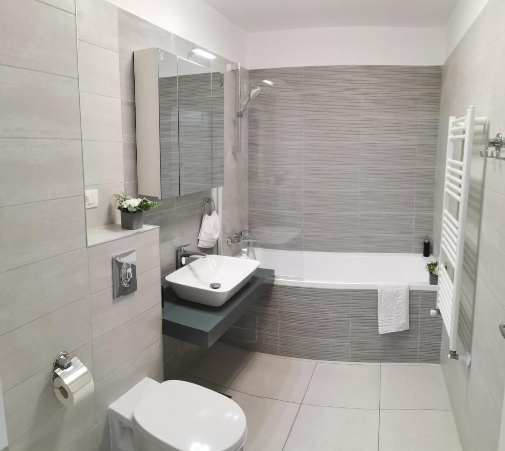 Marimonti Apartment Brasov Luaran gambar